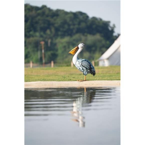 Pelican Outdoor Decor, 16.5" Coastal Ocean Bird Garden Statues & Sculptures - Picture 3 of 7
